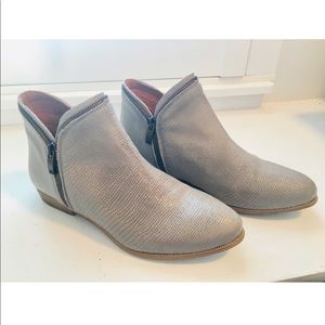 EUC Eric Michael Ankle Bootie - Ireland - Gray
